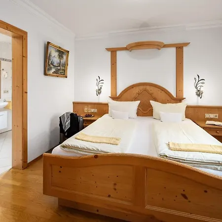 Hotel Preishof 4*