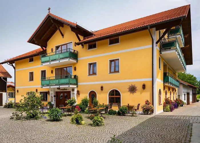 Hotell Preishof Kirchham